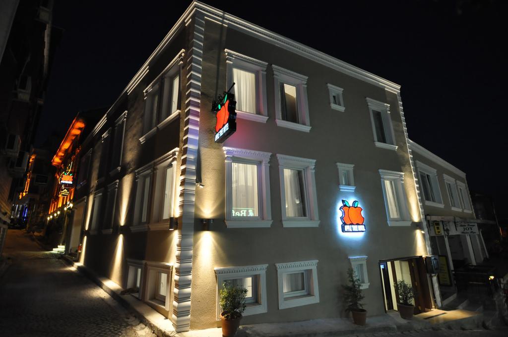 Apple Tree Hotel Istanbul Bagian luar foto